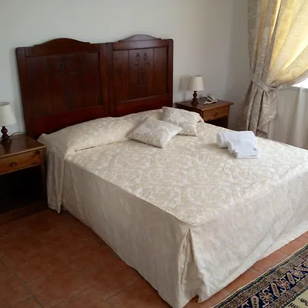 Cristina Oda ve Kahvaltı Castellina in Chianti